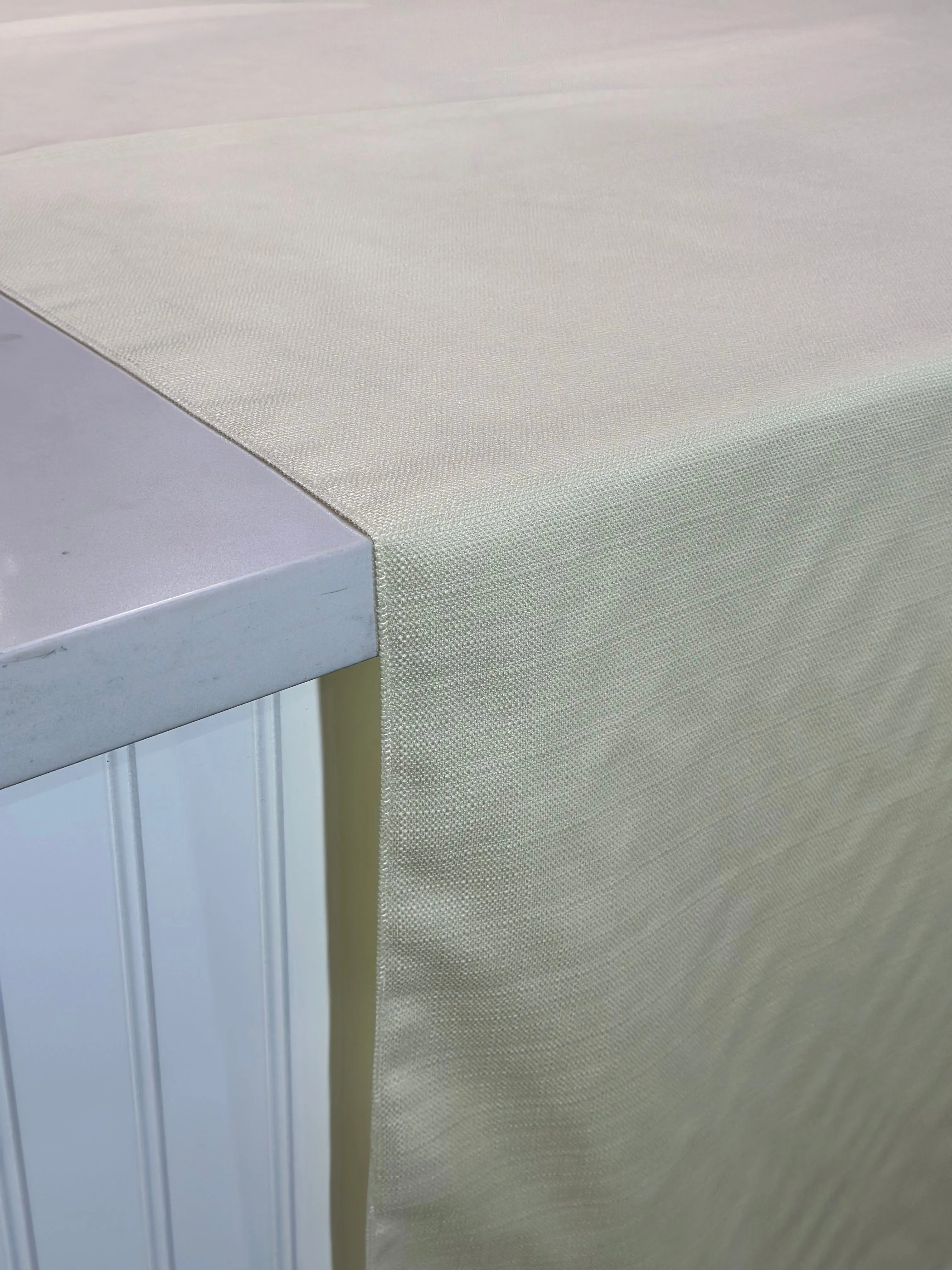 1pc - Rustic Linen Table Linen 90" Round - Ivory