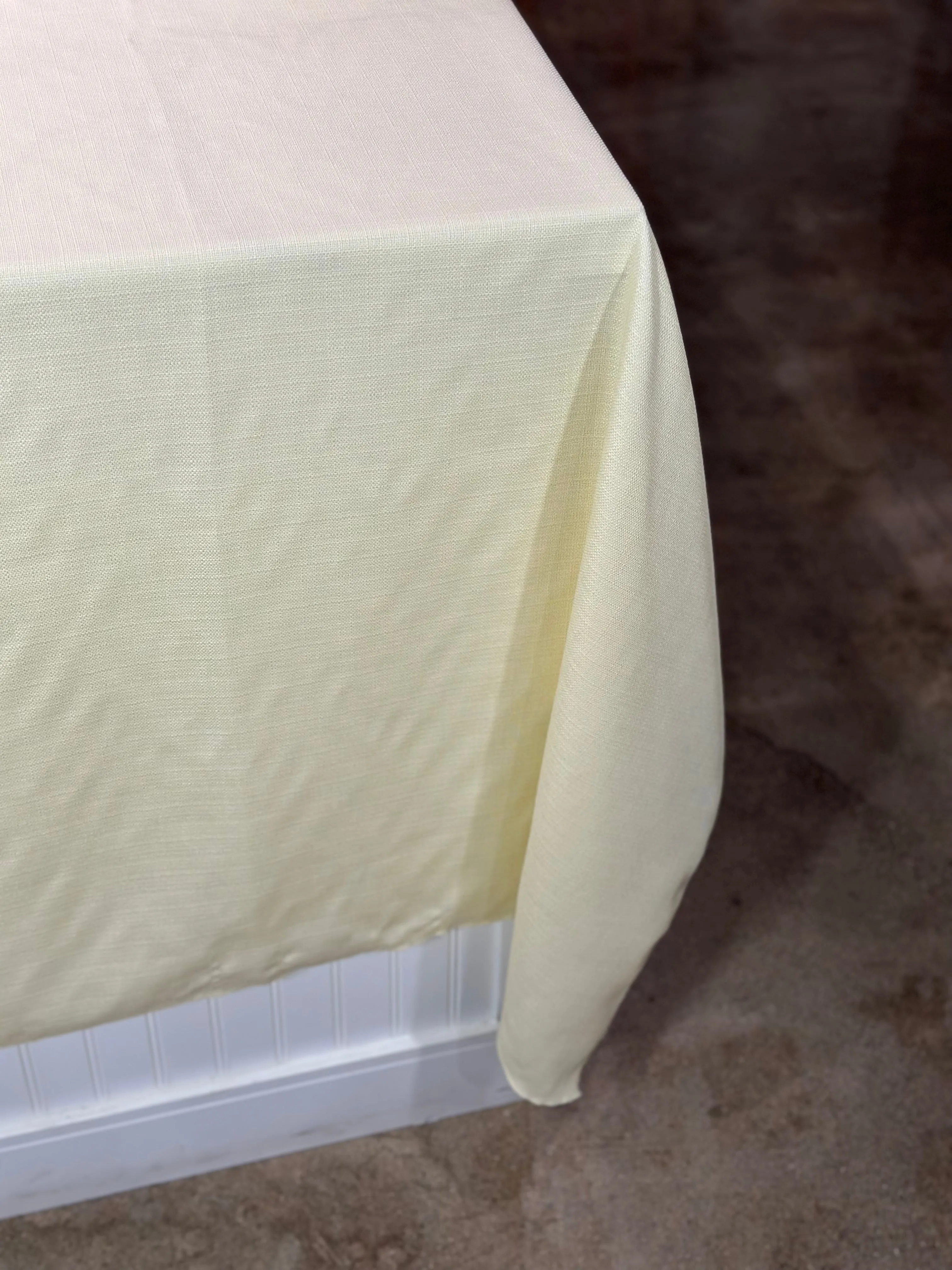 1pc - Rustic Linen Table Linen 90" Round - Ivory