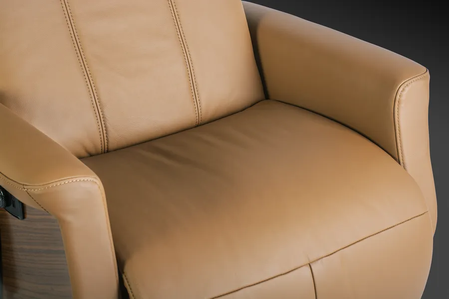 Svago Swivel Zero Gravity Recliner (SV-500)