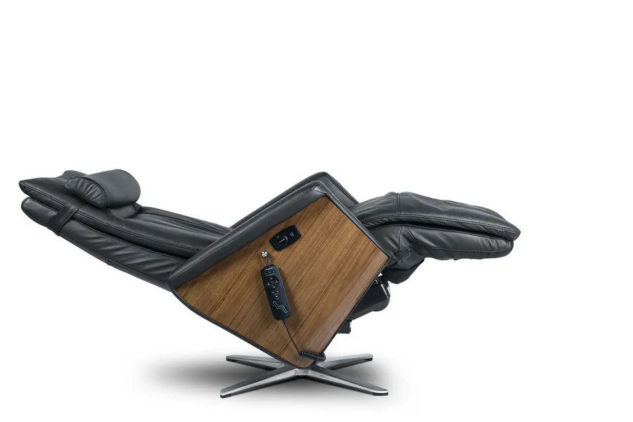 Svago Swivel Zero Gravity Recliner (SV-500)
